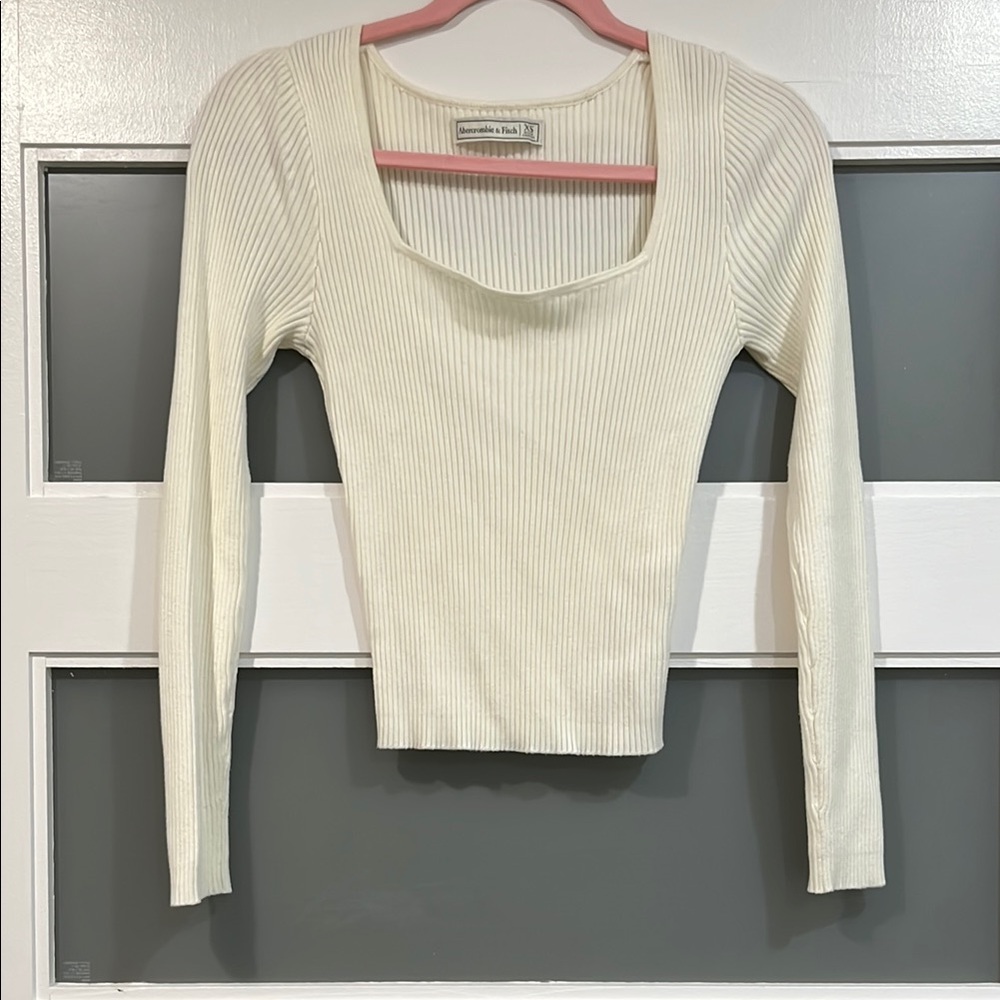 Abercrombie & Fitch Cream Ribbed Long-Sleeve Scoop Neck sweater Top XS classic
